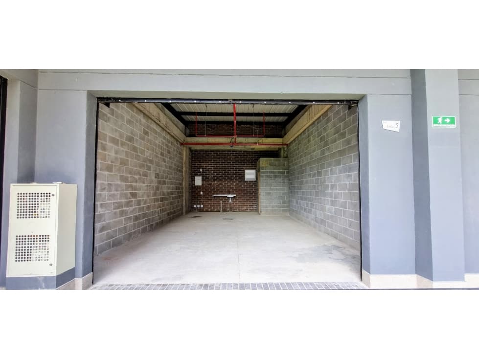 SE ARRIENDA LOCAL EN LA ESTRELLA, SECTOR FERRERIA - 1