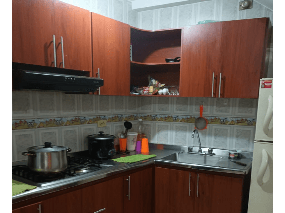 Se vende casa en el Granada - 1