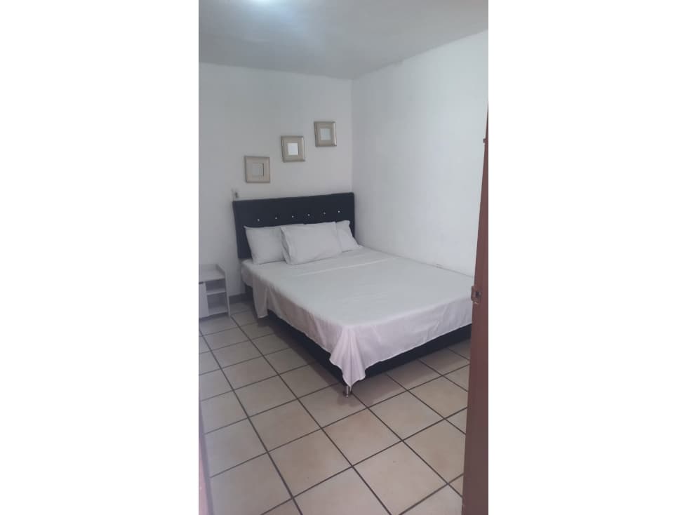 Apartamento itagui arriendo 2 alcobas, balcón y patio en Santamaría - 1