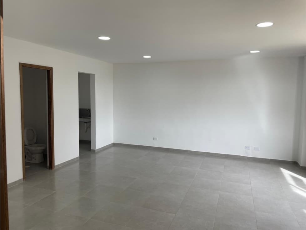 BODEGA EN ARRIENDO EN RIONEGRO - 1