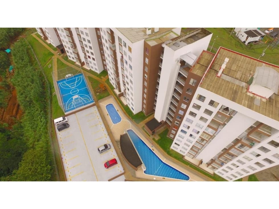 Se Vende Hermoso Apartamento en Condina + Cuarto Útil - 1