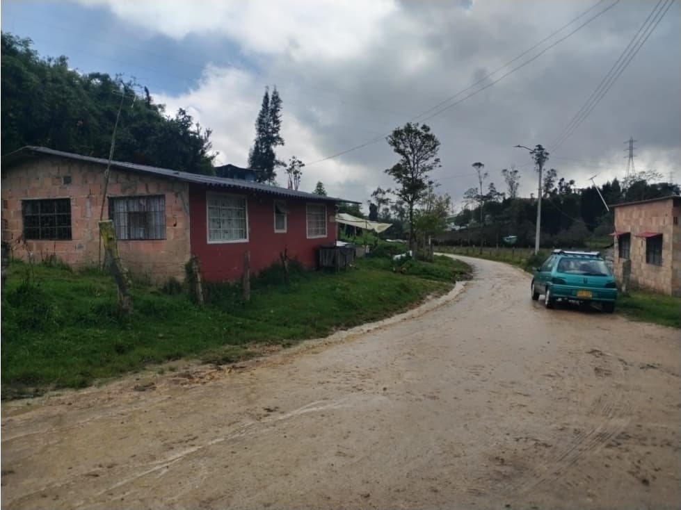 CASA LOTE EN VENTA SIBATE VEREDA EL PEÑON - 1