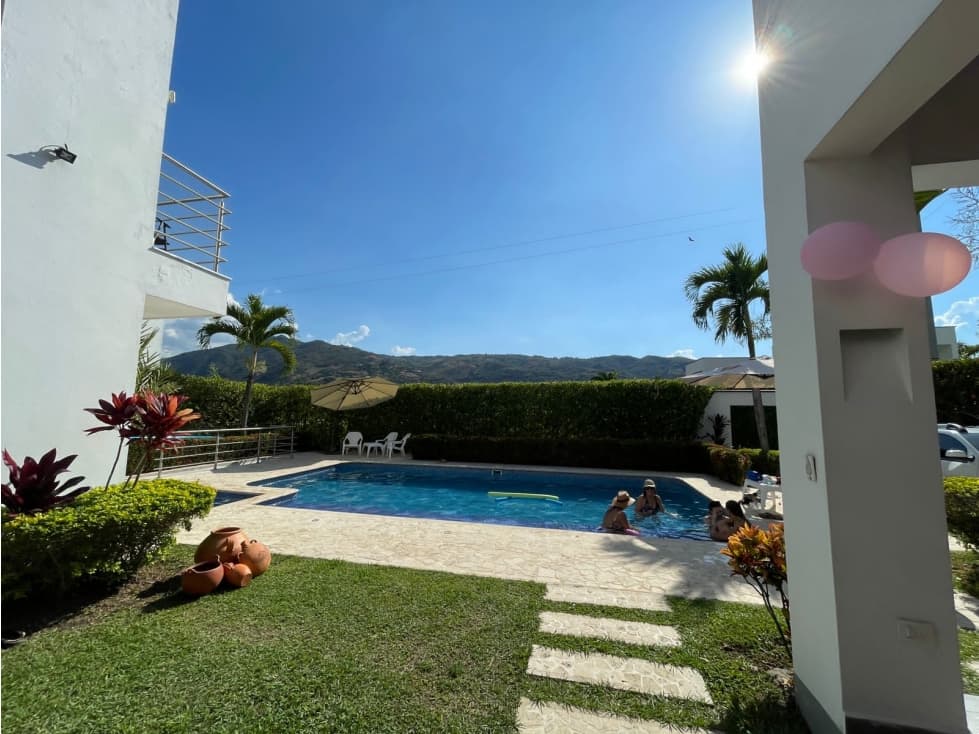 Hermosa Casa de verano en Venta, San Jerónimo - Antioquía - 1