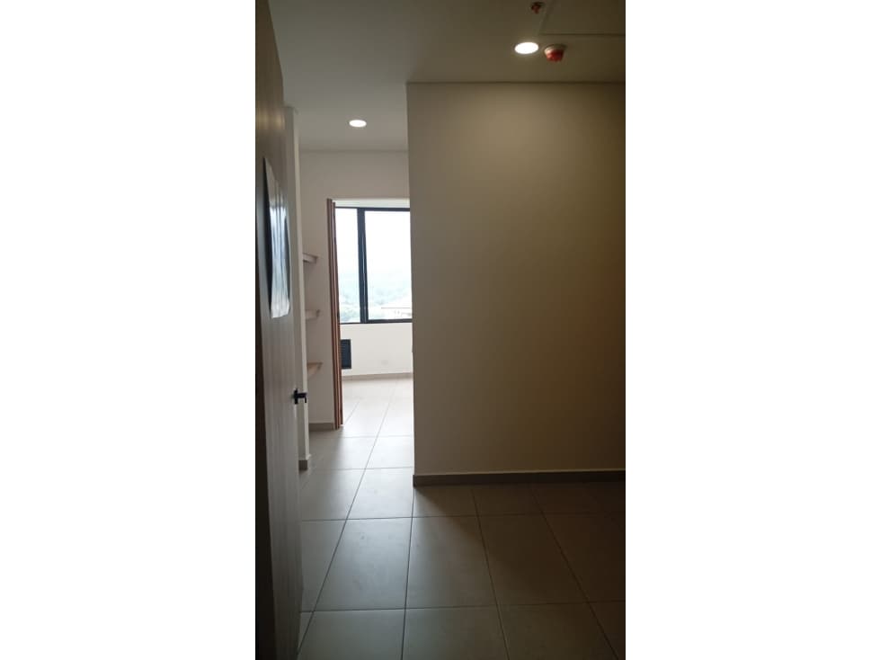 SE ARRIENDA CONSULTORIO EN ZONATA CENTRO MEDICO ARMENIA - 1