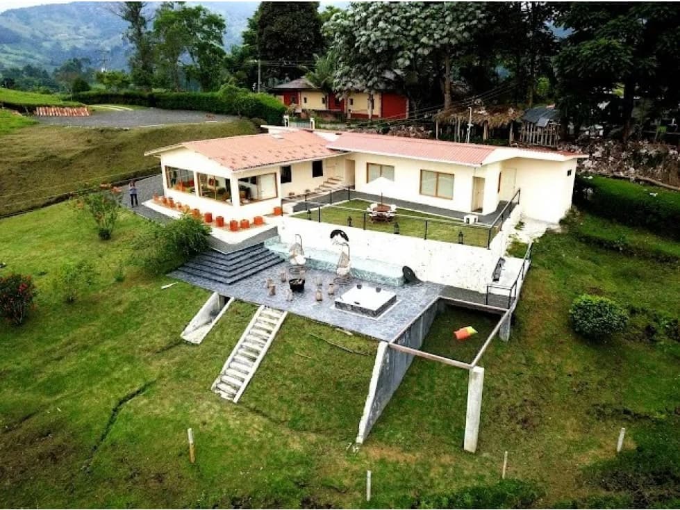 VENDO HOTEL Y GLAMPING EN SALENTO QUINDIO - 1