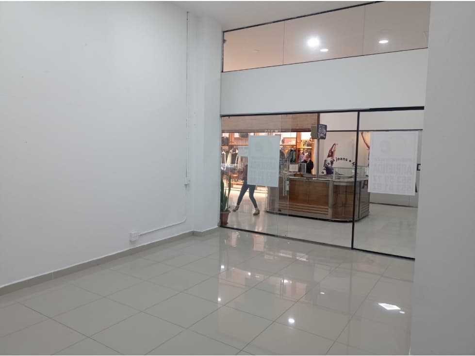 Venta Local La Ceja P1 C5241460 - 1