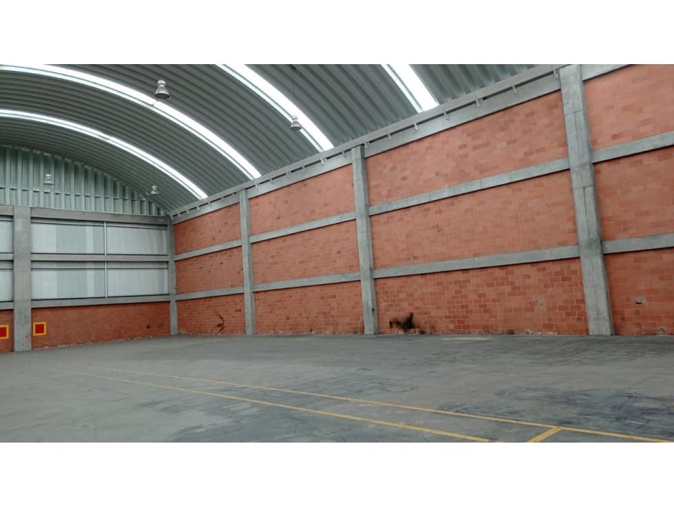 ARRIENDO BODEGA PARQUE INDUSTRIAL TOCANCIPA 1.080 M2 25 KVA - 1