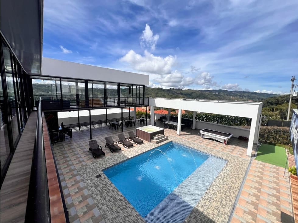 Finca de Lujo con Vista al Lago Calima WV9935188 - 1