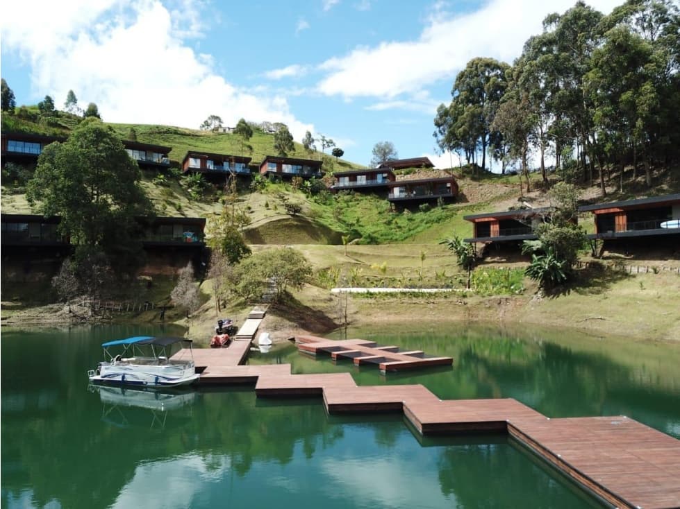 SUITES DE LUJO CON VISTA A LA REPRESA - 1