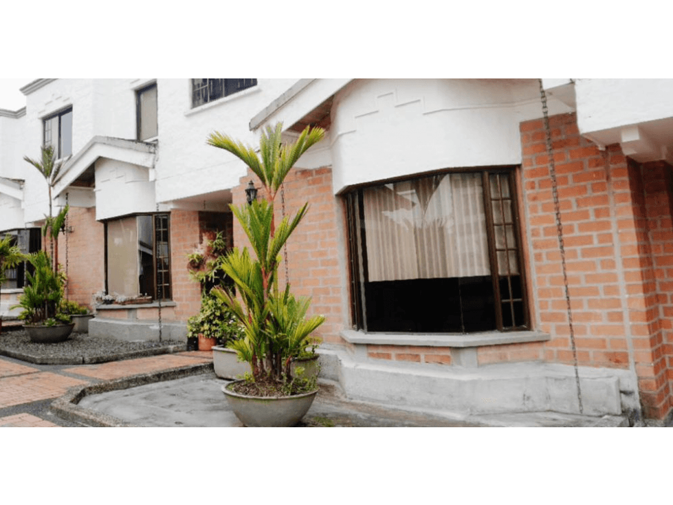 SE VENDE CASA ALAMOS - 1