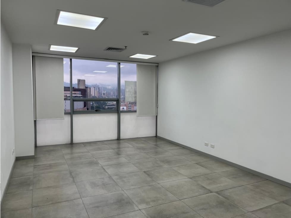 ARRIENDO OFICINA EN ENVIGADO - 1