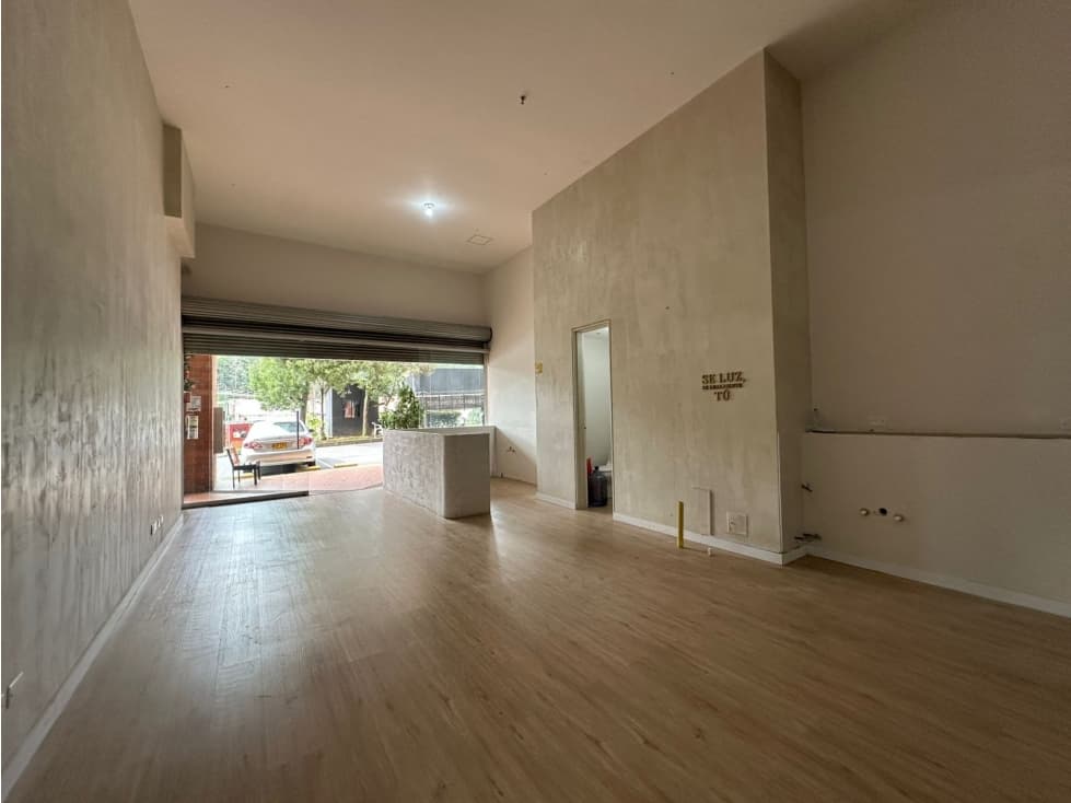 SE ARRIENDA LOCAL COMERCIAL EN EL ALTO DE LAS PALMAS, ENVIGADO. - 1