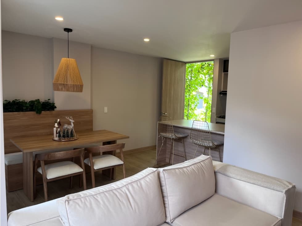 Apartaestudio con parqueadero en venta. La Ceja, Circunvalar 27 - 1