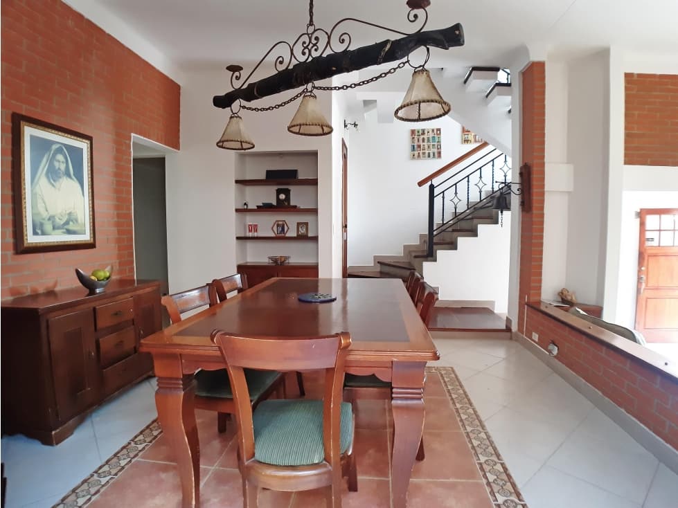 Casa de 4 alcobas en venta, Sabaneta Las Lomitas - 1