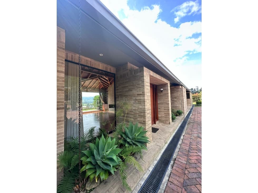 VENTA O ARRIENDO CASA HACIENDA LA SELVA LA CALERA - GUASCA - 1