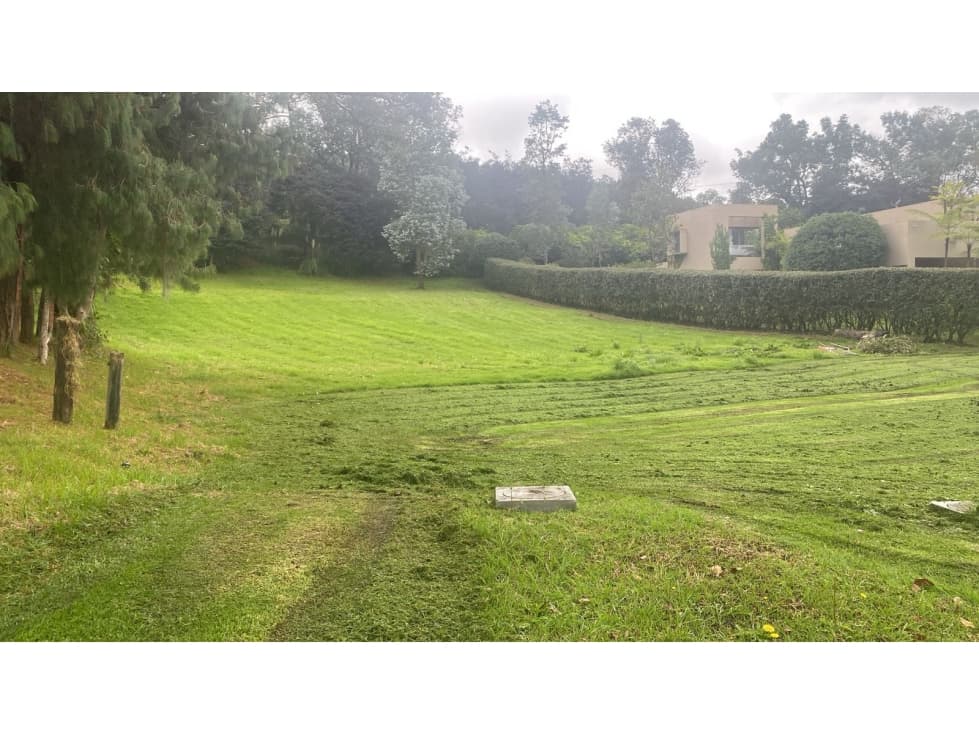 LOTE EN VENTA LA RESERVA DE POTOSI - 1