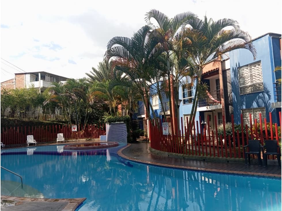 CASA CONJUNTO CERRADO- SAKABUMA - 1