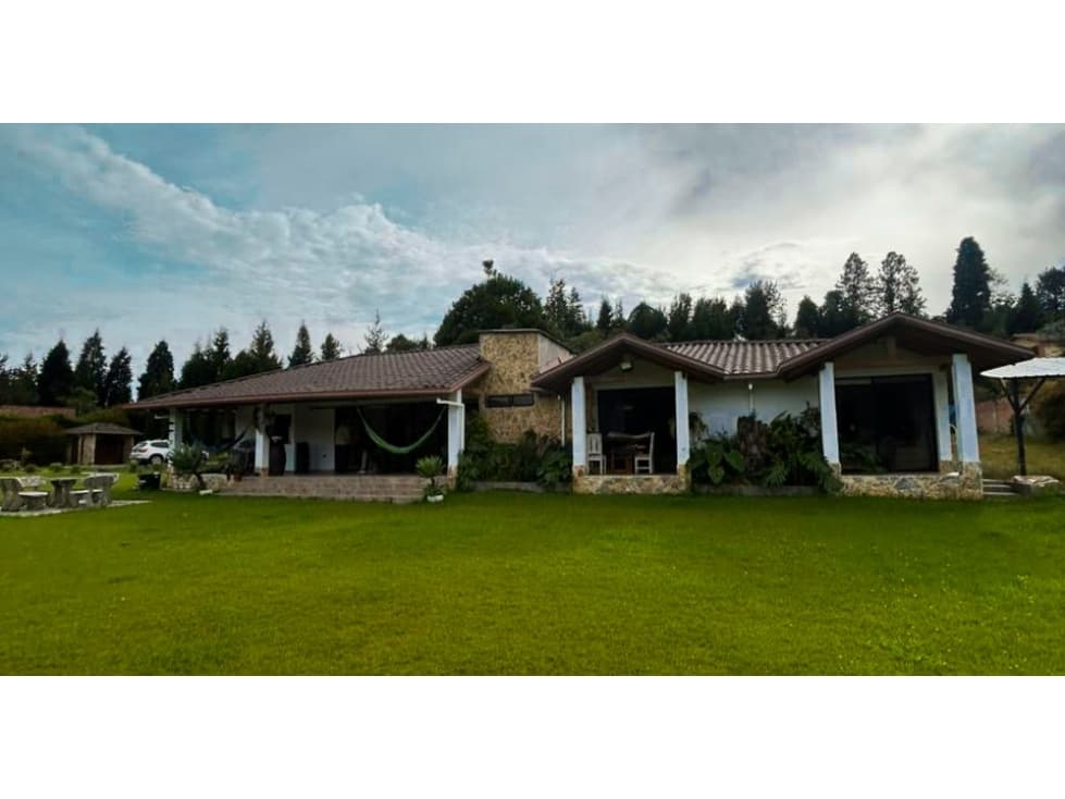 Venta de Finca en Guarne en la autopista 6530m2 - 1