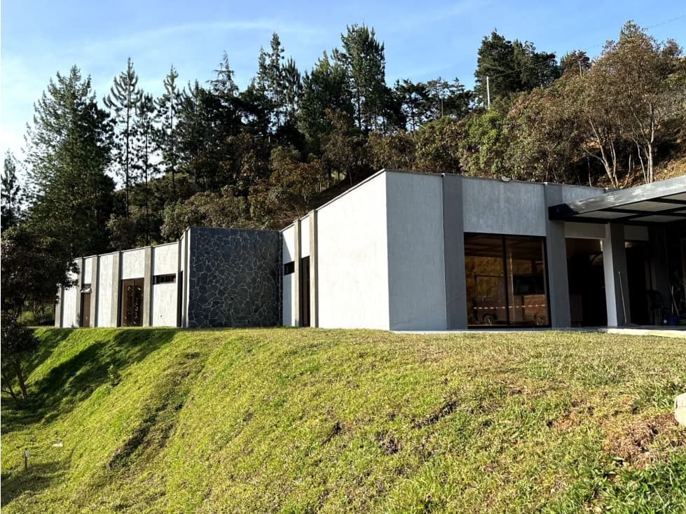 Venta casa finca inteligente, Guarne, Antioquia - 1