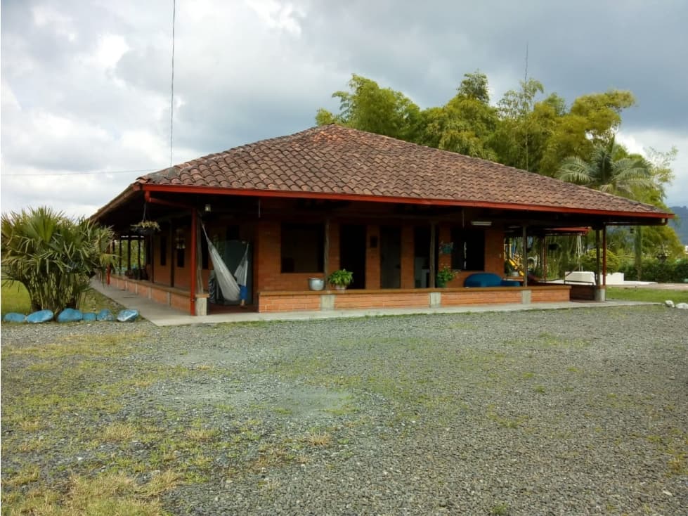 Se vende finca en santa rosa - 1