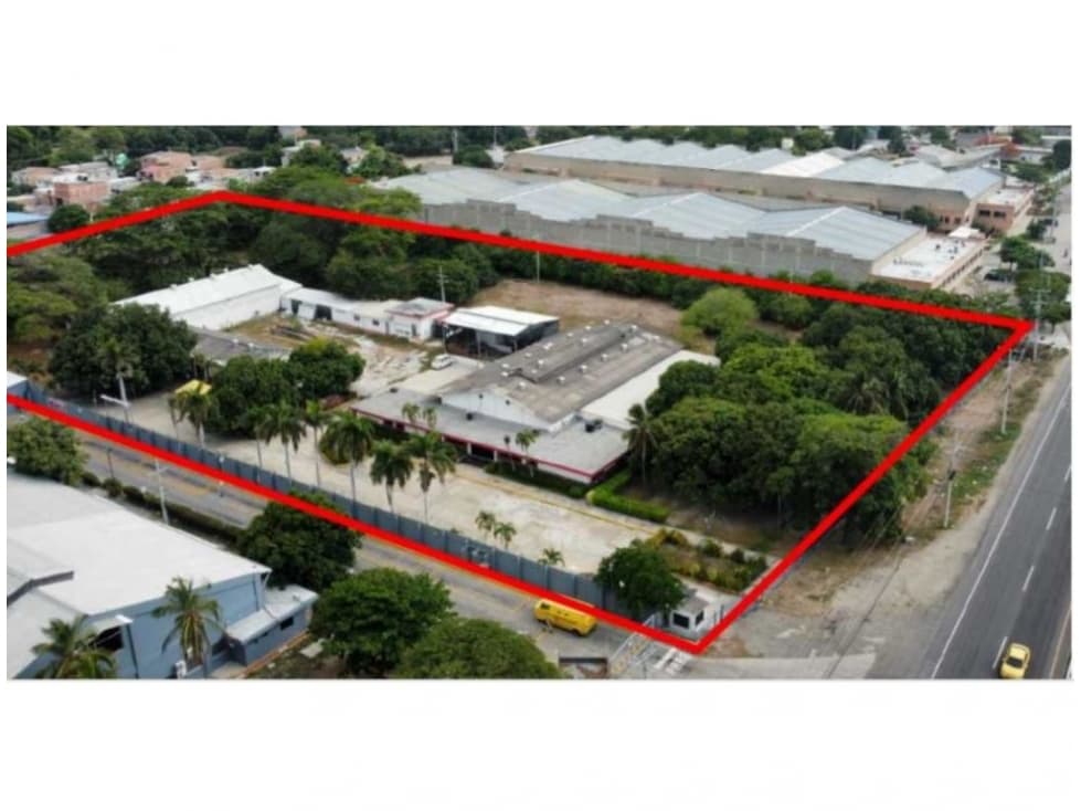 SE VENDE O ARRIENDA LOTE CON BODEGAS TRONCAL DEL CARIBE STA. MTA L.C - 1