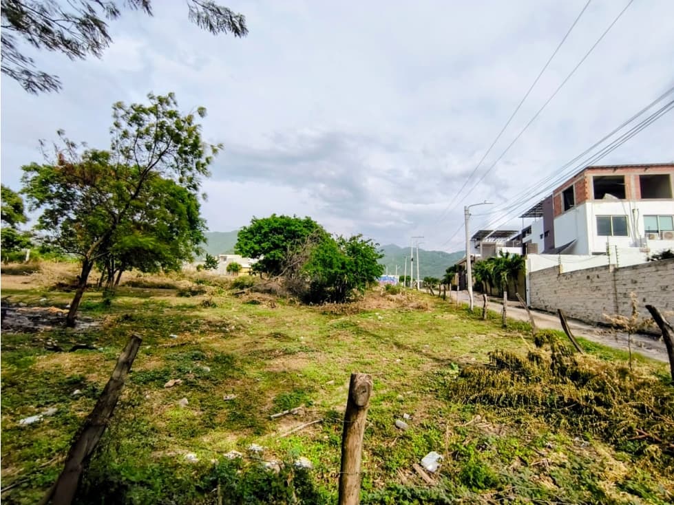 SE VENDE LOTE CERCA DE LA PLAYA BELLO HORIZONTE SANTA MARTA - J.V - 1