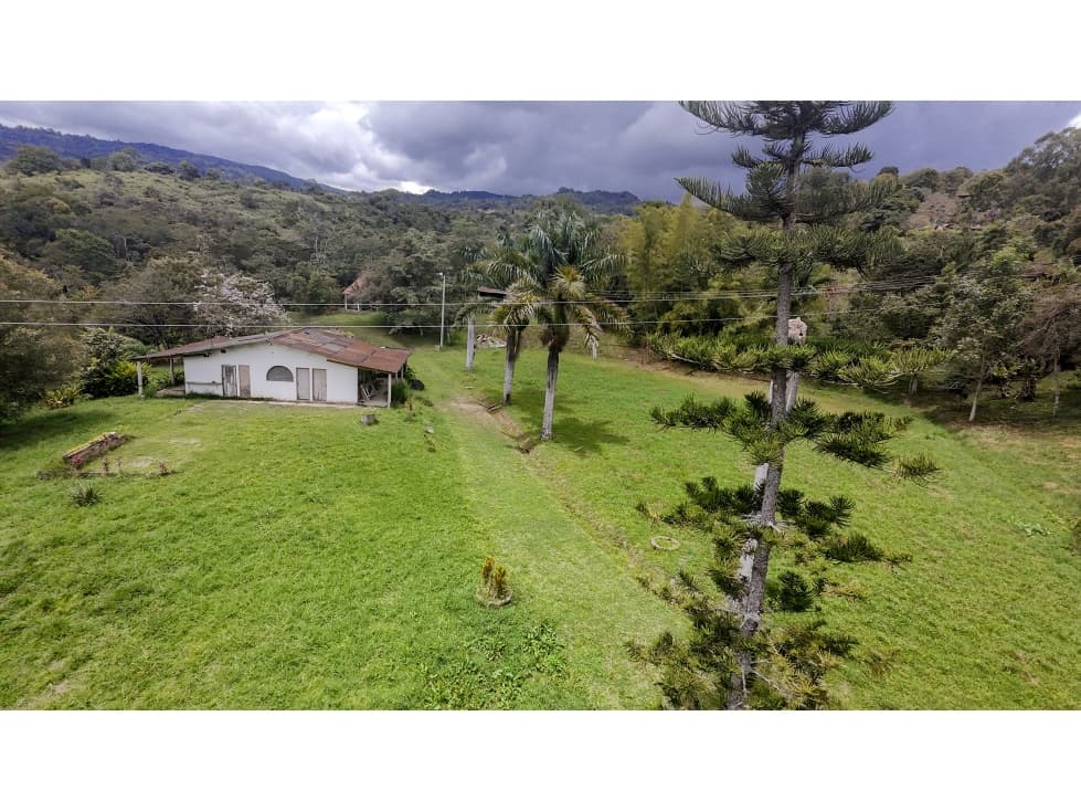 Venta de Finca Santa Rosa Arbelaez - 1