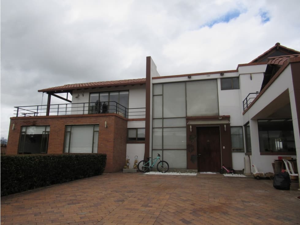 SE VENDE CASA EN CAJICÁ - 1