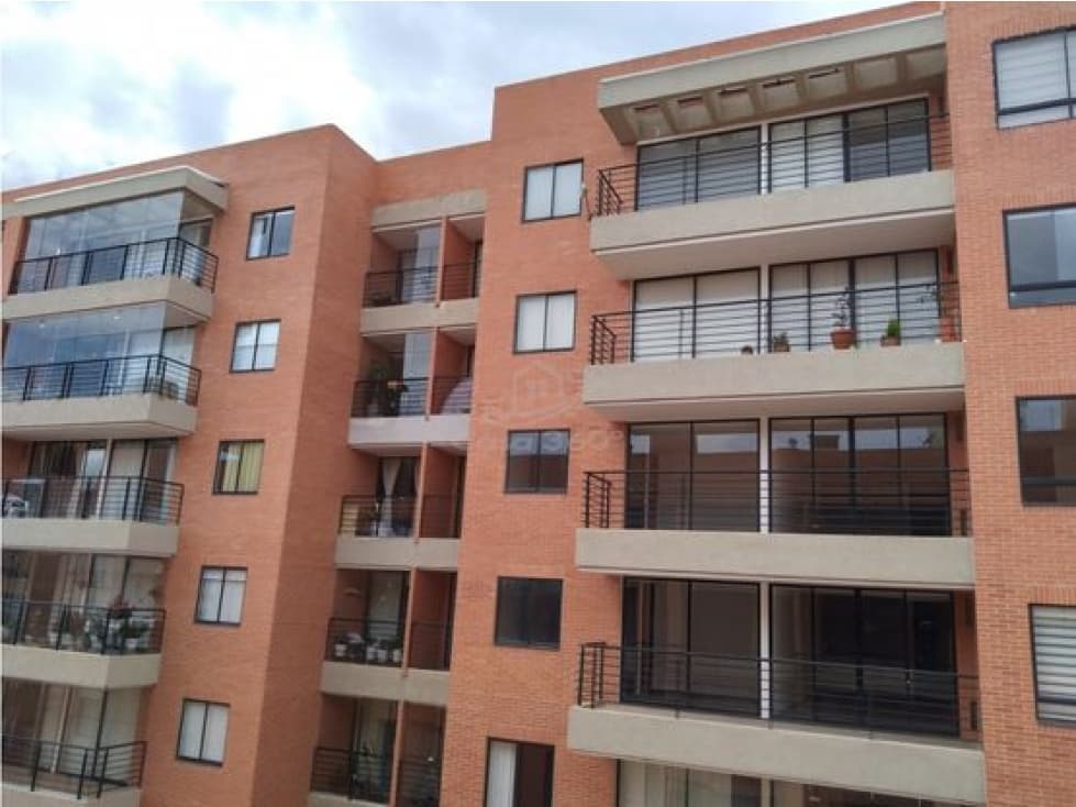 VENTA DE APARTAMENTO EN TERRAZAS CLUB HOUSE /UNICENTRO/TUNJA - 1