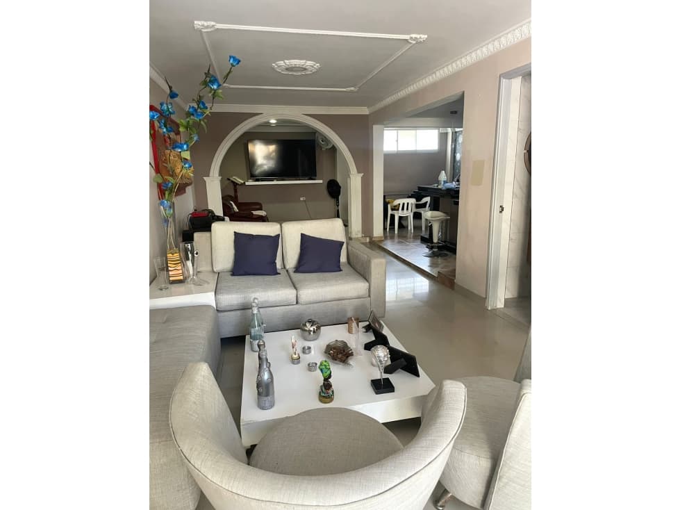 VENTA CASA EN VILLAS DE LA VICTORIA DE 3 PISOS - 1