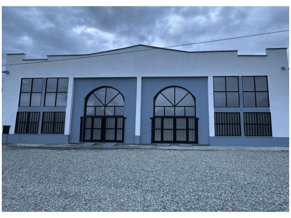 SE RENTA BODEGA EN EL CAMPESTRE - 1