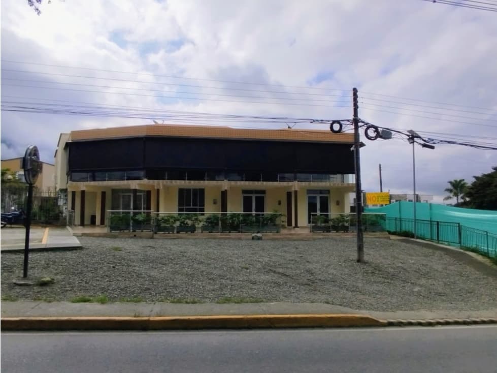 LOCAL COMERCIAL NORTE ARMENIA CENTENARIO - 1