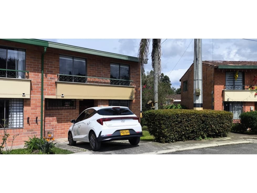 HERMOSA CASA EN ARRIENDO LA ALDEA MUNICIPIO EL RETIRO ANTIOQUIA - 1