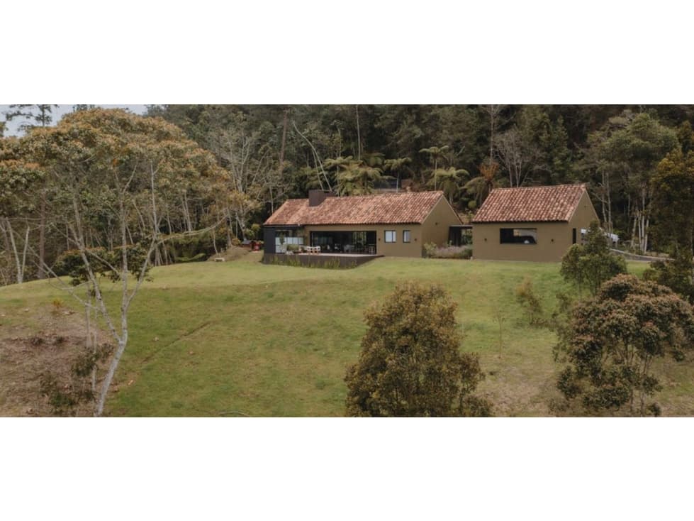 Casa campestre de diseño en El Retiro Sector La Lorena - 1