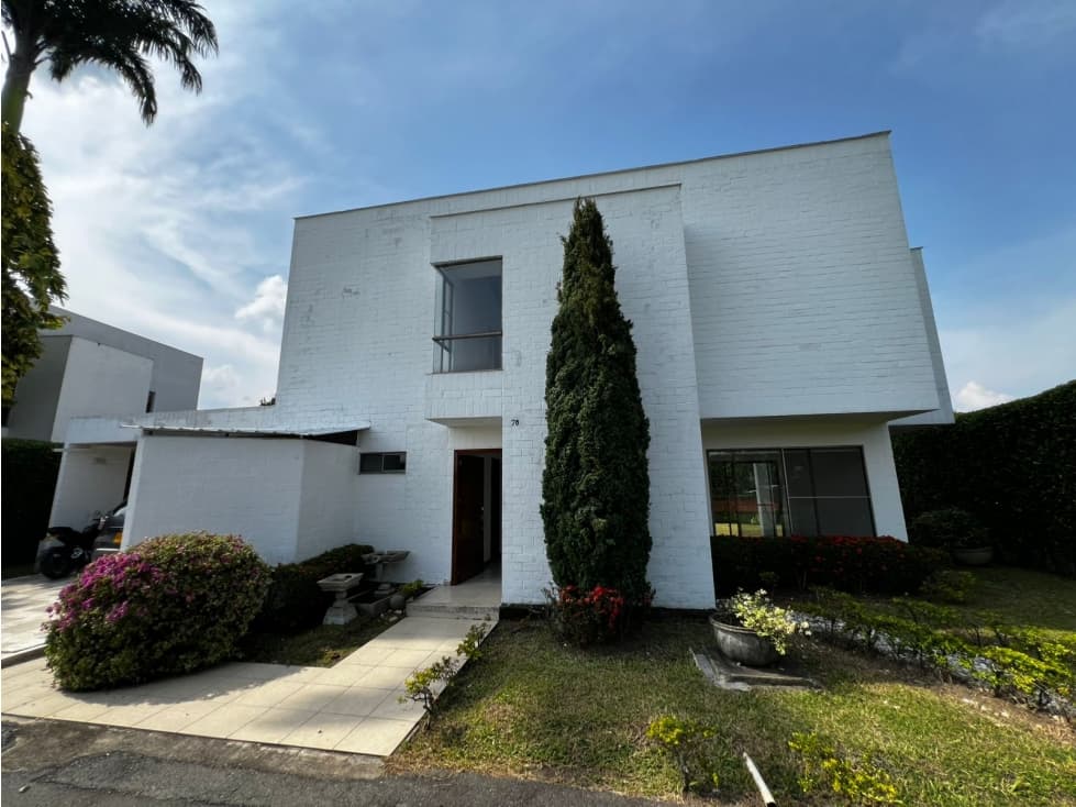 Casa en Arriendo en Jamundí Condominio Campestre con Jardín LA MORADA - 1