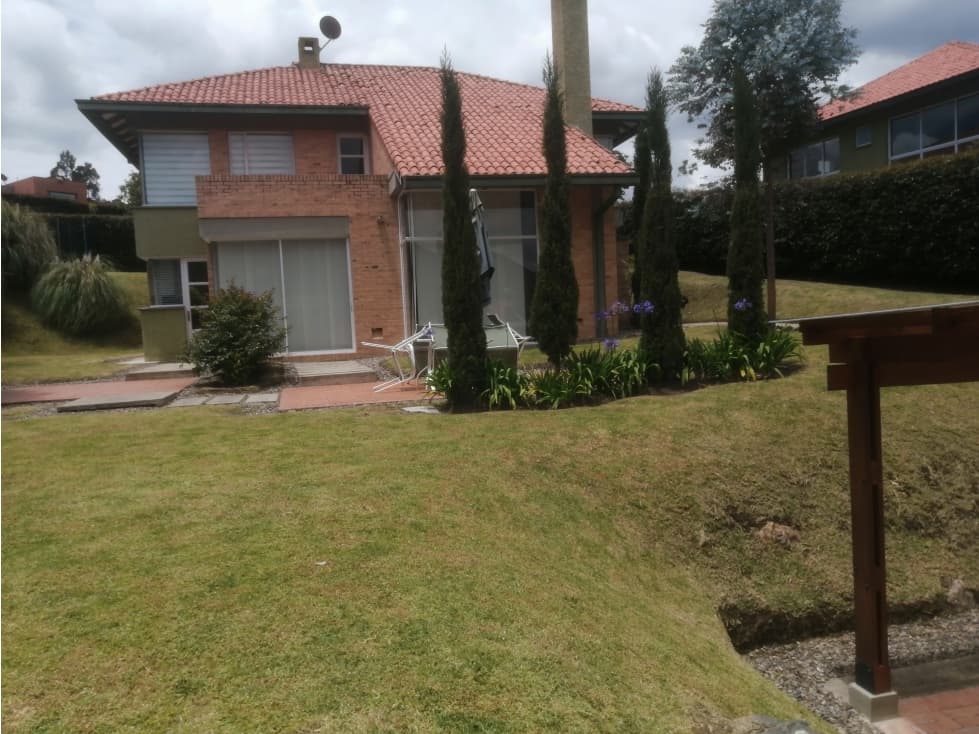 ARRIENDO CASA MACADAMIA LA CALERA - 1