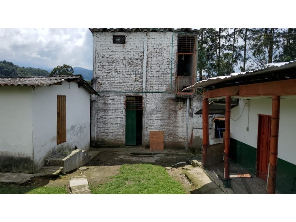 Se vende finca en salento Quindío - 1