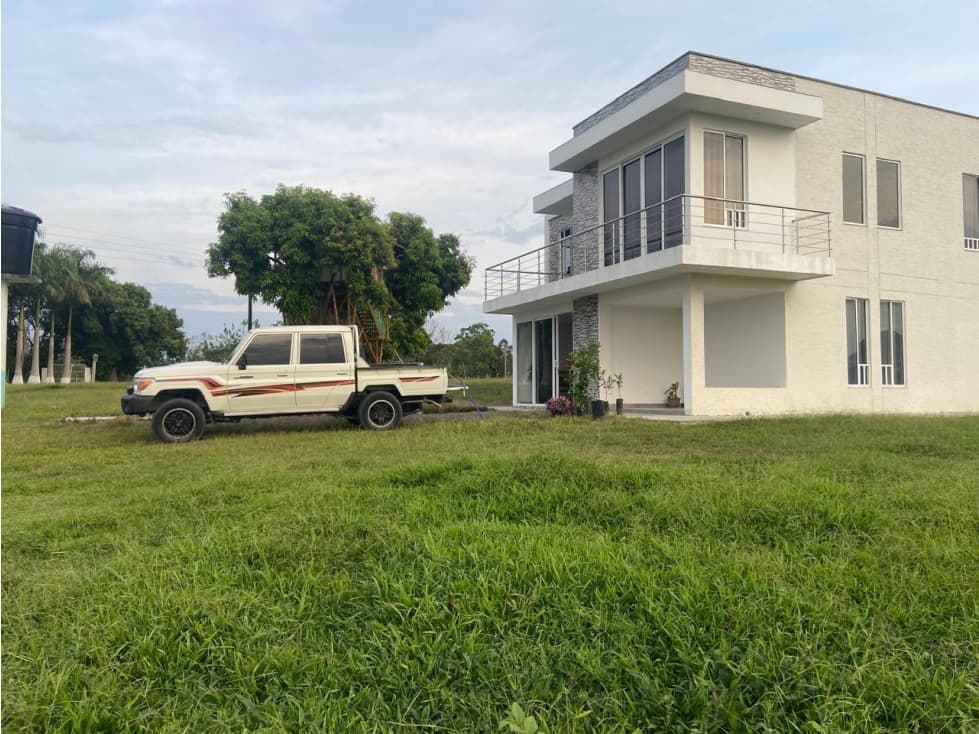 Se vende finca en Quimbaya - 1