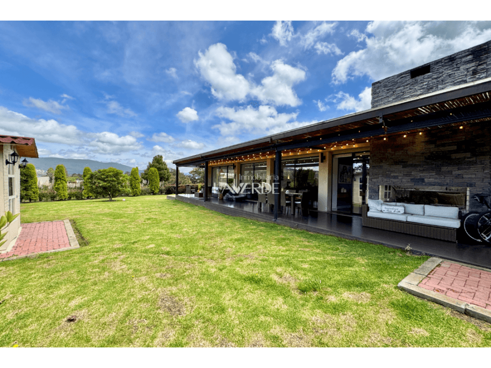Espectacular Casa en Venta en Sopó, Cundinamarca - 1