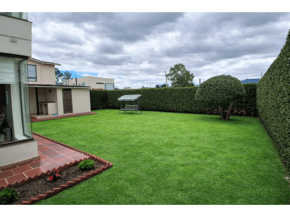 VENDO CASA CAMPESTRE DE CUATRO ALCOBAS EN CAJICA - 1