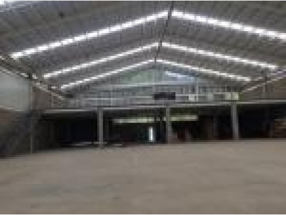 Bodega en Venta en Copacabana - 1