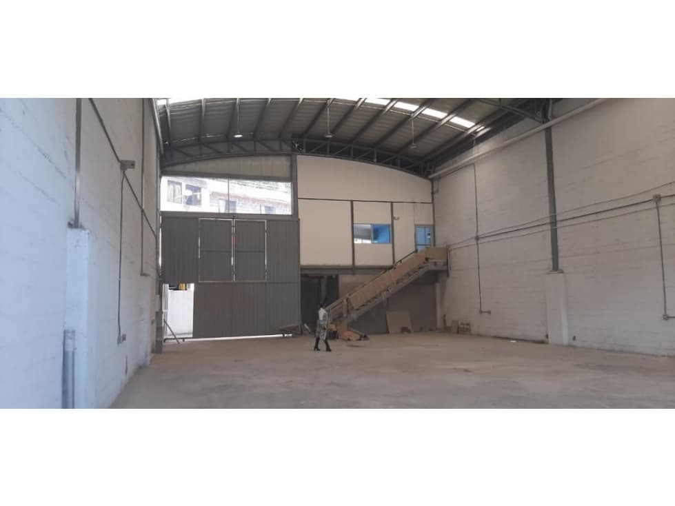 Bodega en Venta - Arriendo en Caldas - 1