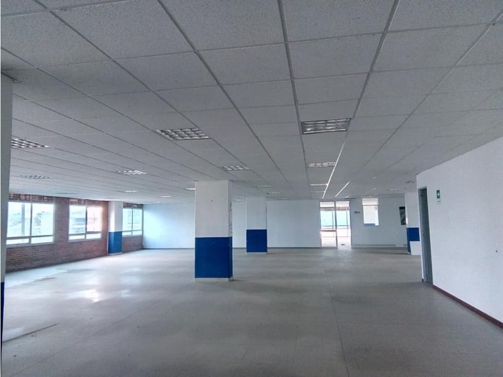 ARRIENDO OFICINAS AUTOPISTA MEDELLIN CENTRO EMPRESARIAL - 1