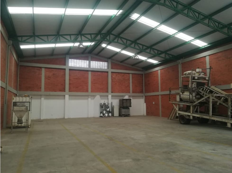 BODEGA EN PARQUE EMPRESARIAL - 1