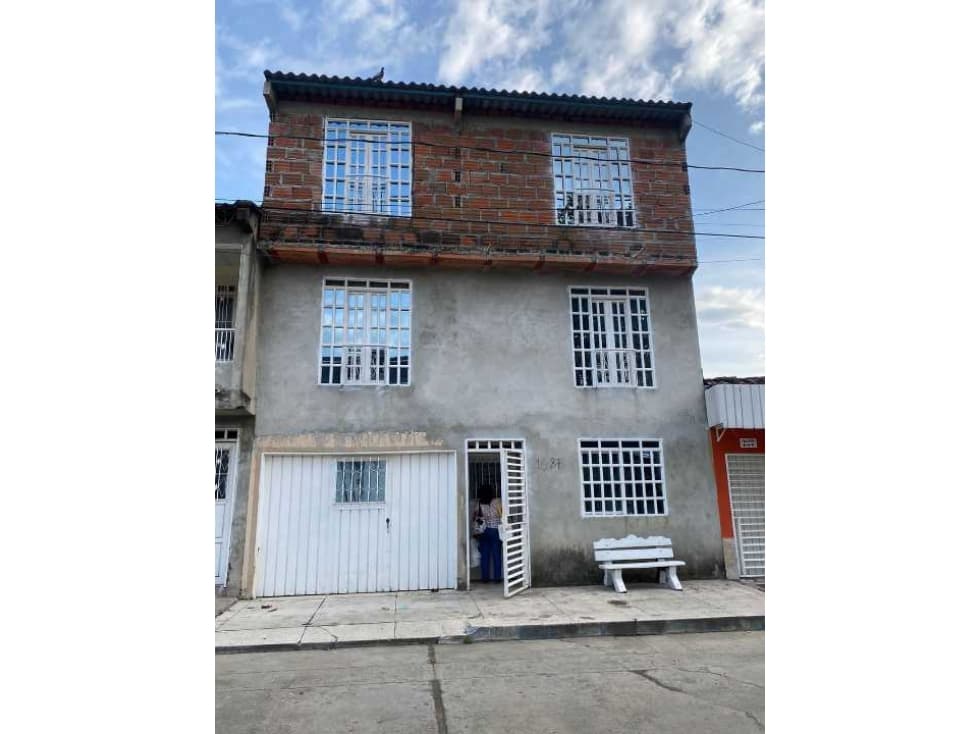 VENDO CASA UNIFAMILIAR EN LA CONCORDIA BUGA BIEN UBICADA 6749518 C-GF - 1