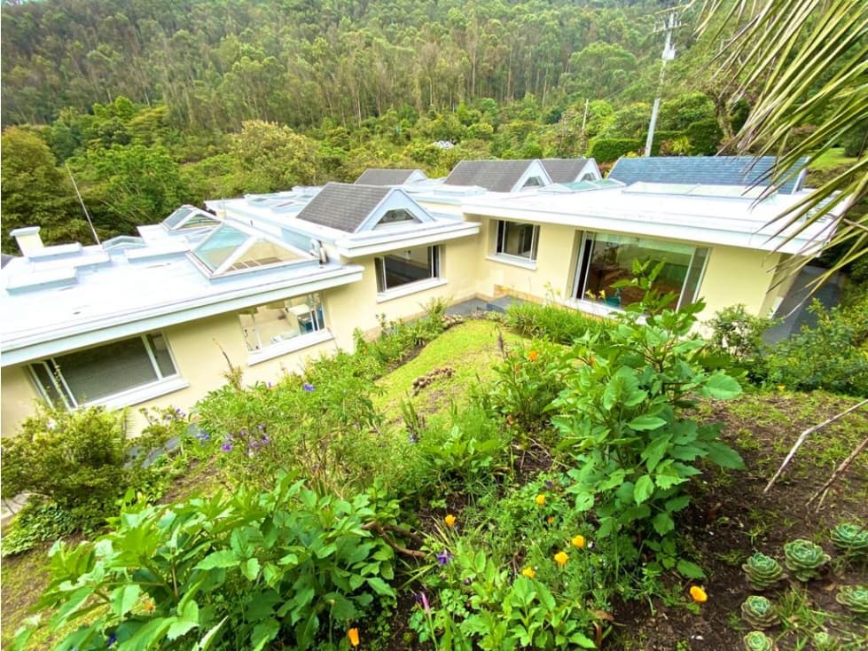 ESPECTACULAR CASA FLORESTA DE LA SABANA - VENTA - 1