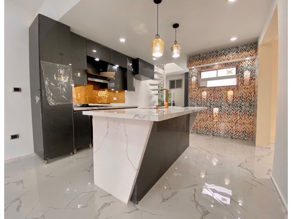 Casa en venta en Envigado - 1