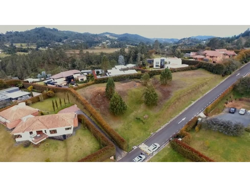 Lote en Venta Envigado - 1