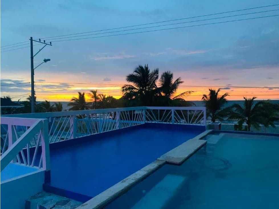 Venta de hotel rentas turísticas en Coveñas - 1