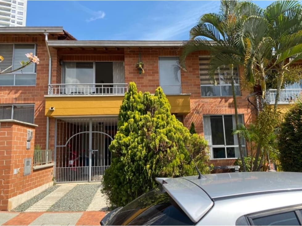 Venta de Casa en sector Mall Suramerica la Estrella - 1